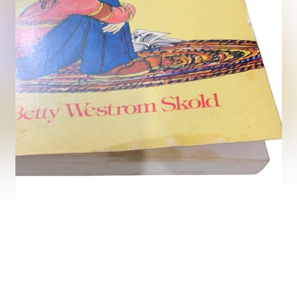 Lord, I Have a Question Story Devotions for Girls Paperback Book Vintage 1979 - Picture 3 of 4